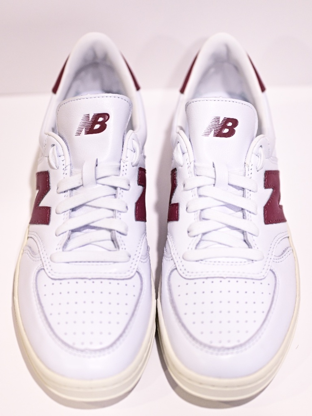 Men's New Balance T500 Size 9.5 White Washed Burgundy NWOT